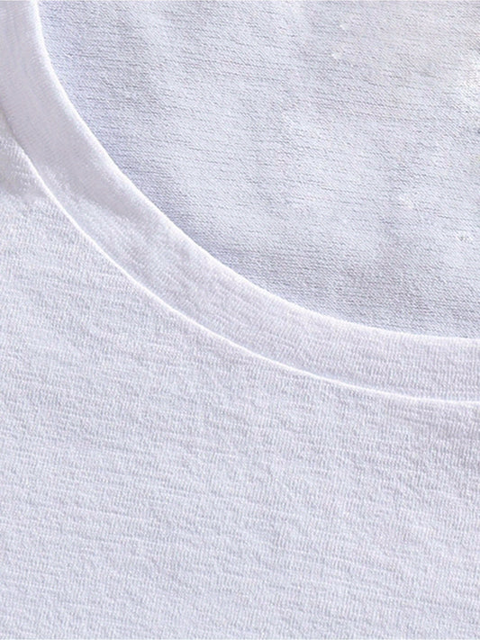 Knight Pattern Graphic T-Shirt – Bold & Trendy Streetwear